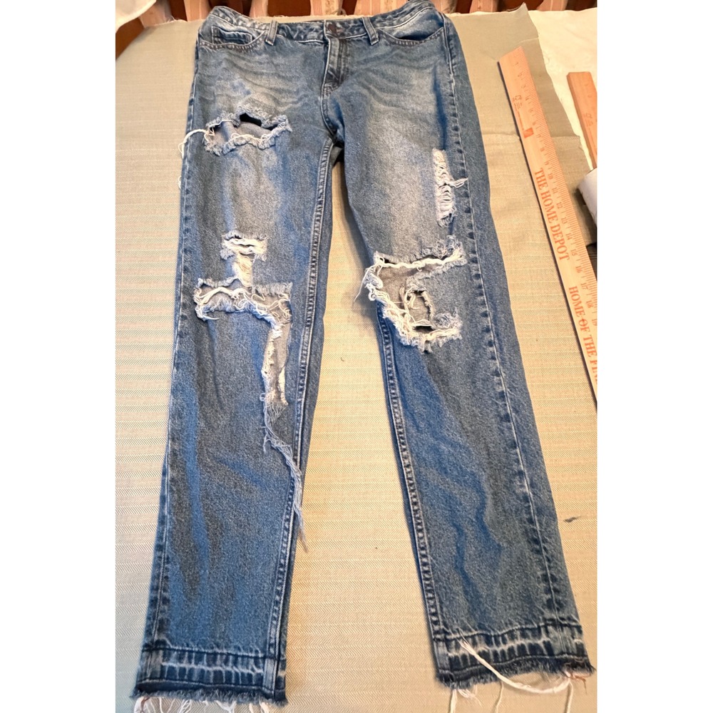 Fashion Nova Womens Distressed Straight Leg Jeans Blue Size 9 APB4740 Frayed Hem